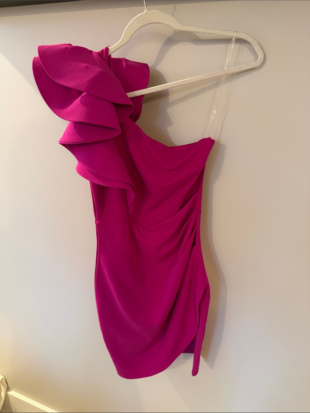 Emerald Sundae One-Shoulder Ruffle Dress in Fuchsia
